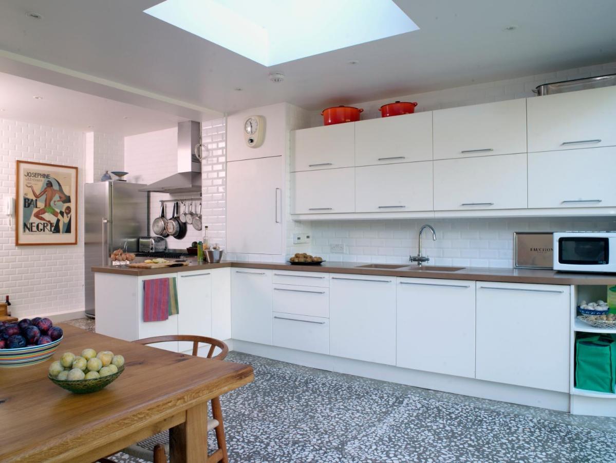 Stunning 5 Bed House With Private Garden Villa ลอนดอน ภายนอก รูปภาพ